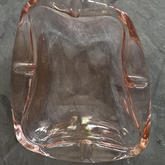 Anchor Hocking Iridescent Pink Curved Rectangular Glass Ashtray - Picture 2 of 11